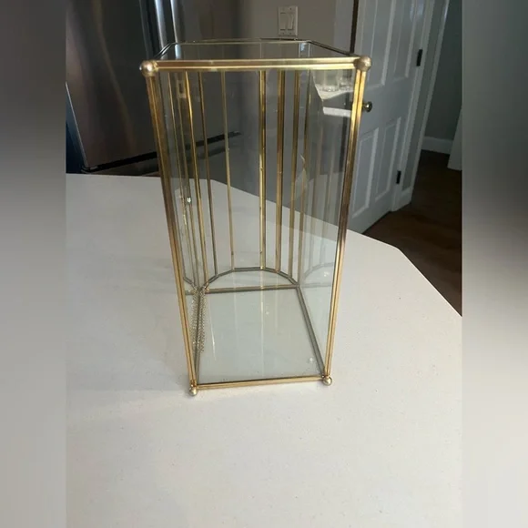Gold Glass Card Box with Lock - Picture 3 of 6